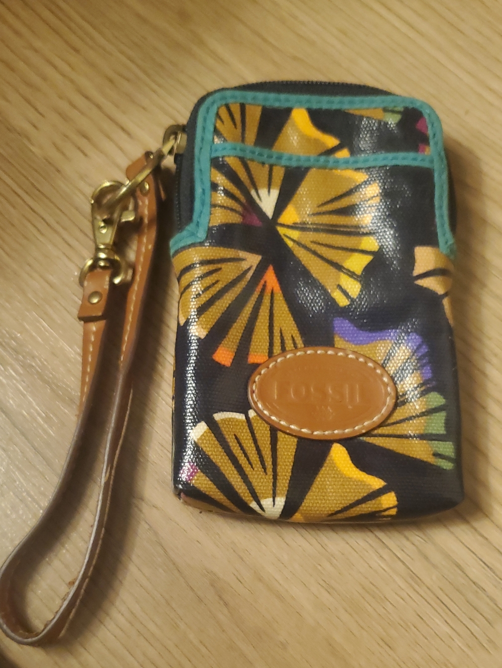 :✨ Vintage Y2K Fossil Key-Per Ginkgo Leaf Wristlet Pouch ✨